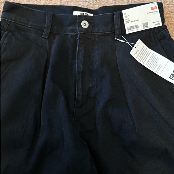 NWT Uniqlo Women’s Pleated Denim Pants - Picture 3 of 8